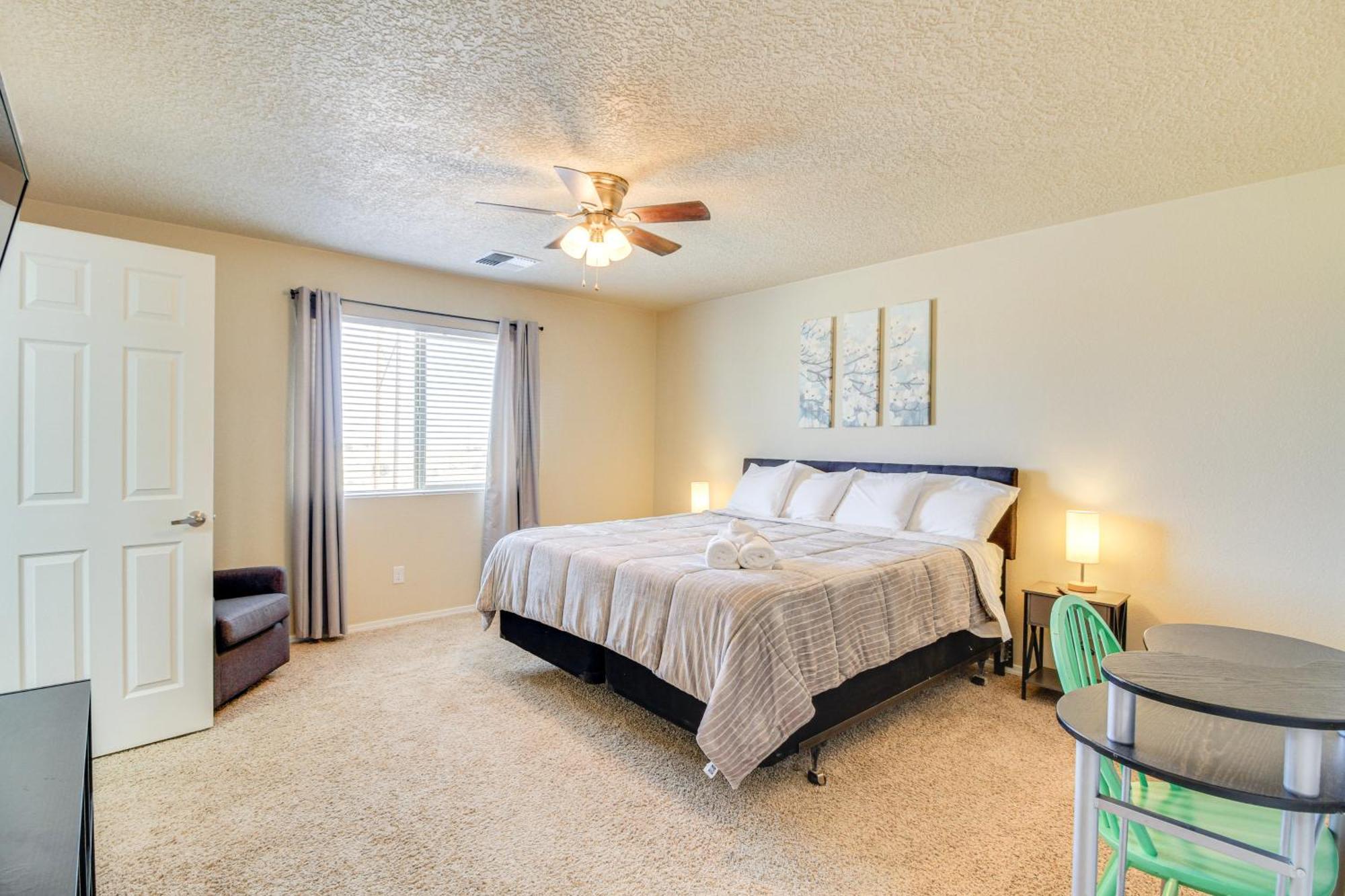 Family-Friendly Home With Mtn View In Albuquerque! Exterior photo
