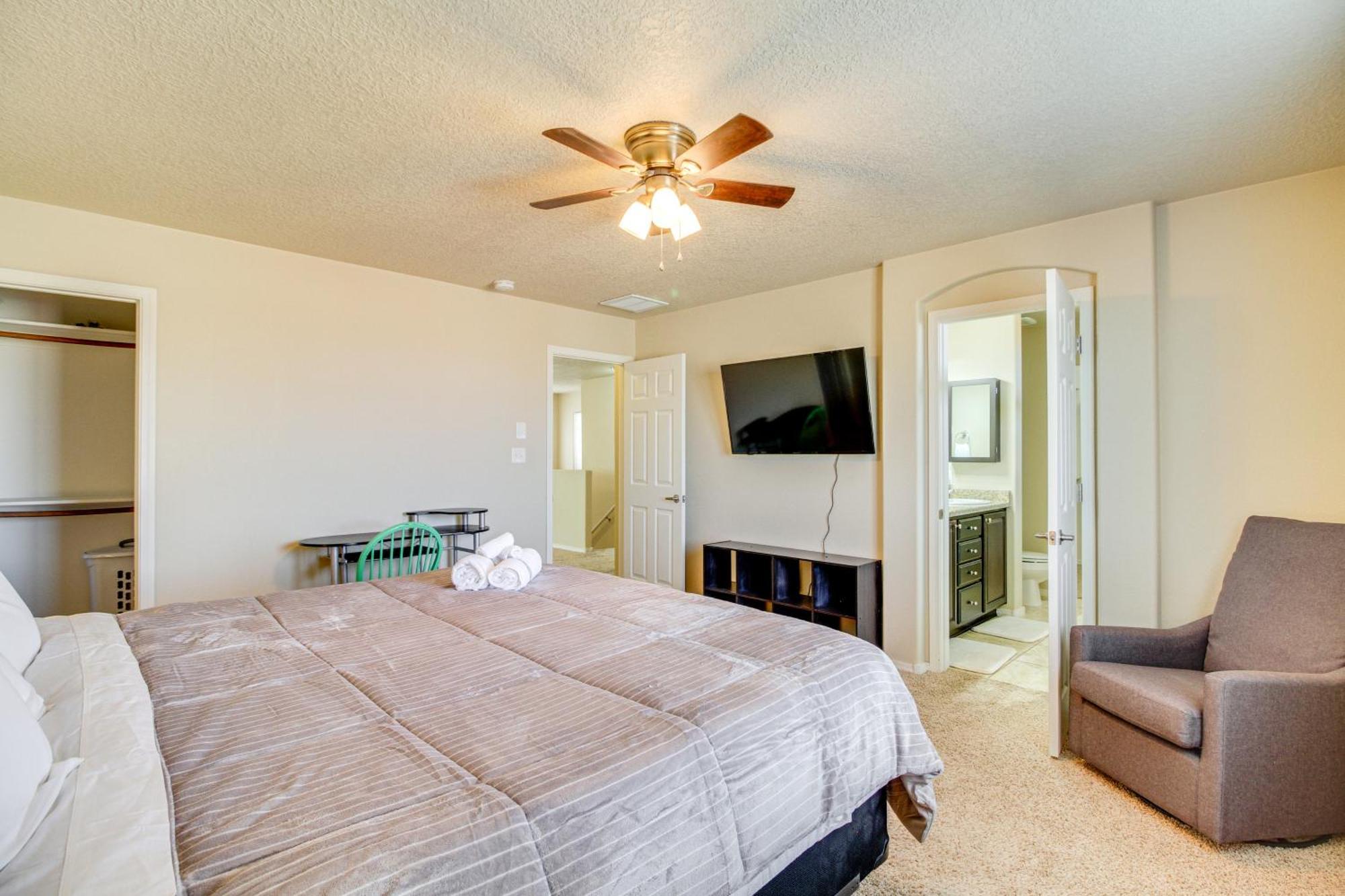 Family-Friendly Home With Mtn View In Albuquerque! Exterior photo